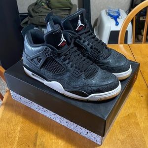 Air Jordan 4 Retro SE